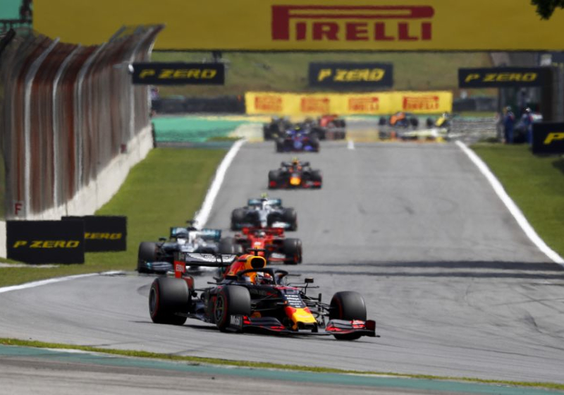 Verstappen voorkwam zelfde fout als Hamilton: "Zag dat hij te vroeg ging"