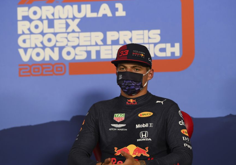 Koeman verbaasd over actie Verstappen: "Dat bespreek je toch met elkaar?"