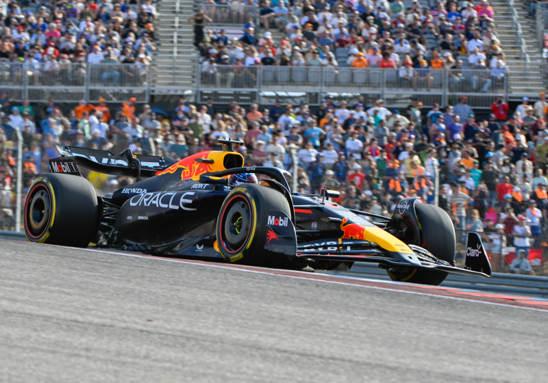 Verstappen wint Sprint in Austin, Norris gooit kostbare punten weg in laatste ronde