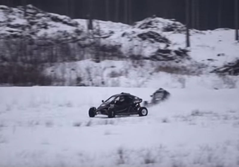 VIDEO: Racen op het ijs in Finland met Valtteri Bottas