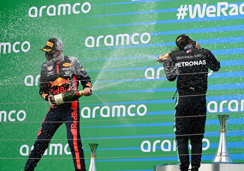 Verstappen: 'Heb geen spijt van keuzes in mijn F1-carrière tot nu toe'