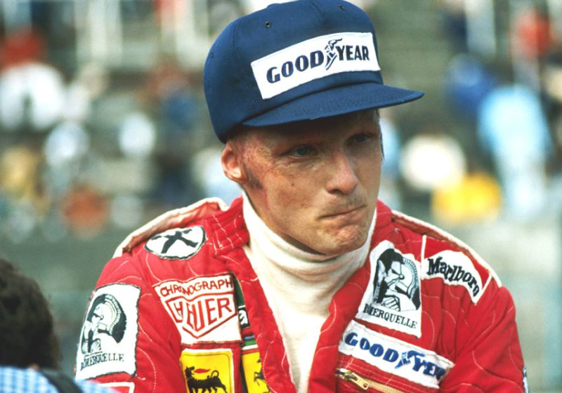 'Niki Lauda wordt begraven in Ferrari-racepak'