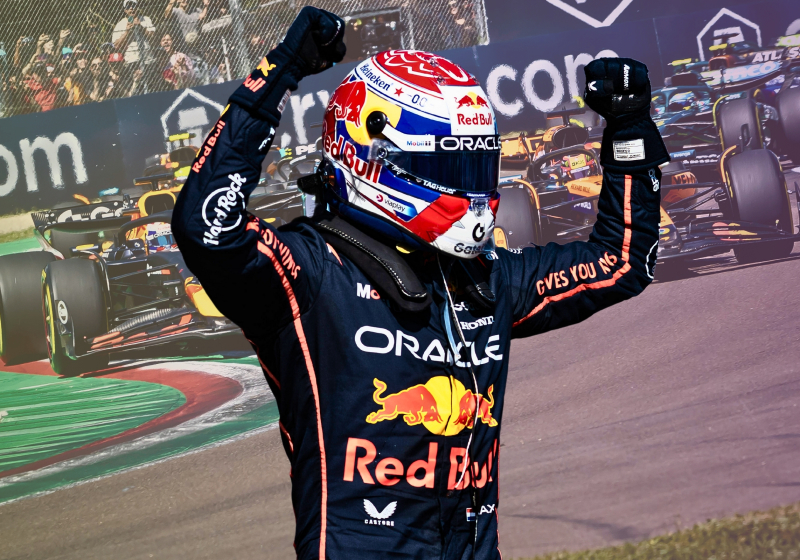 Britse analisten lovend over actie Verstappen op Piastri: "Dit is wat het zo briljant maakte"