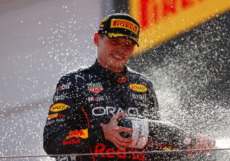 Max Verstappen: De todos modos hubiera rebasado a Checo Pérez