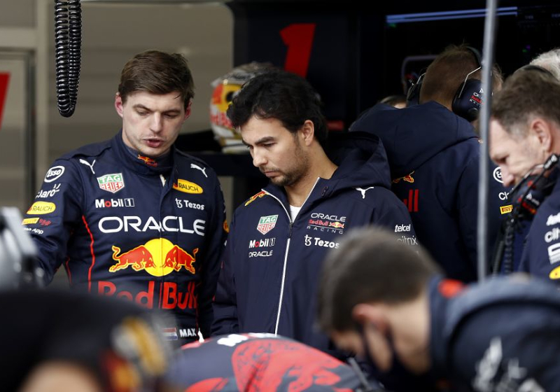 Brundle ziet geen uitdagers in 2022: "Hamilton en Verstappen van ander niveau"