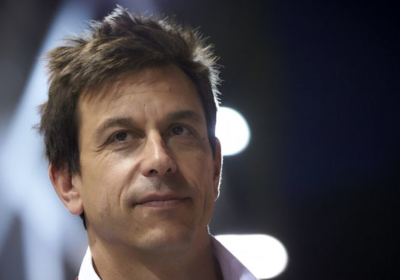 Mercedes en Ferrari niet eens met Red Bull: 'Zou een goede stap kunnen zijn'