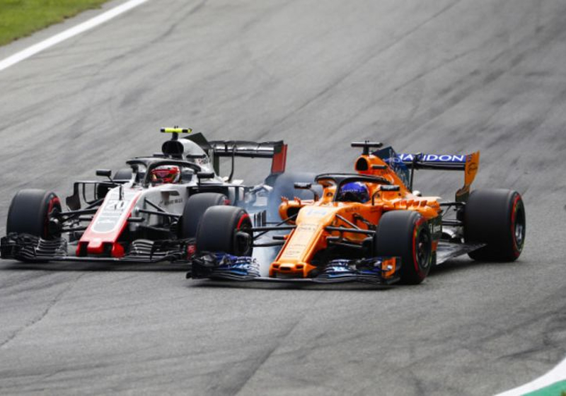 Magnussen: 'Alonso denkt dat hij God is, kan niet wachten tot hij vertrekt'