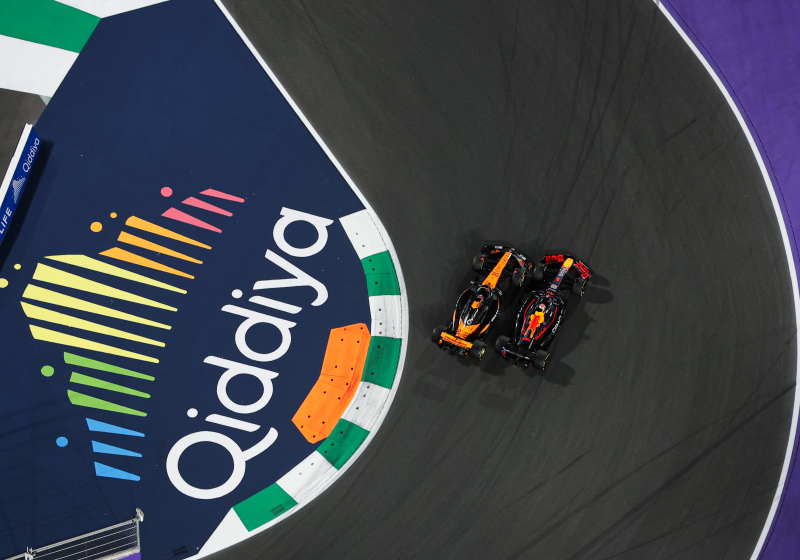 Albers lovend over reactie Verstappen na straf: 'Typisch het karakter van Max'