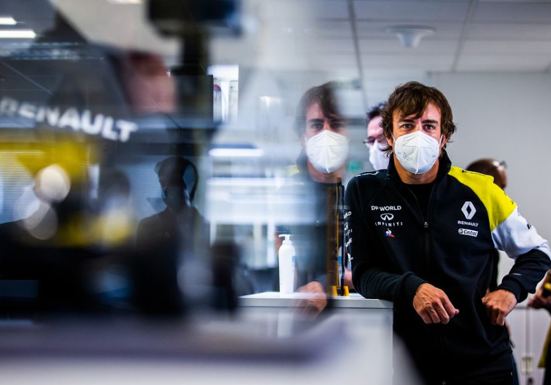 Alonso a 'hungry shark scenting blood' ahead of F1 attack in 2021 - Renault