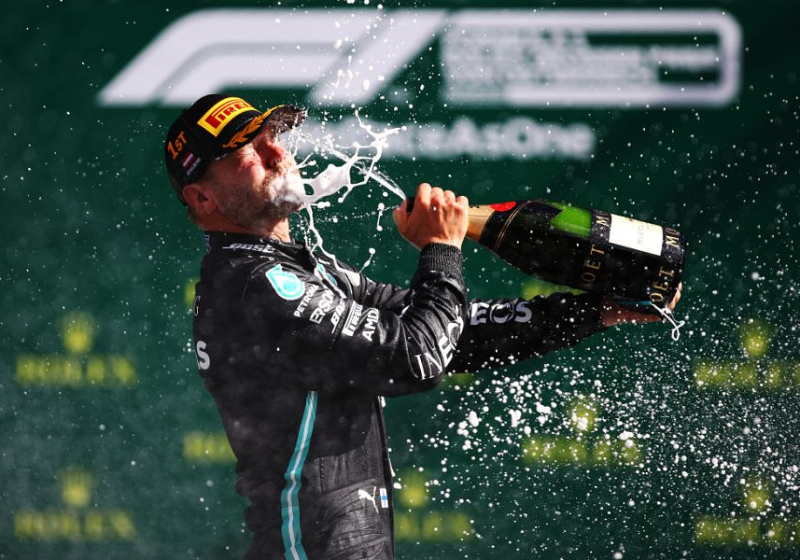 Formule 1 ruilt champagne in voor wijn tijdens podiumceremonies