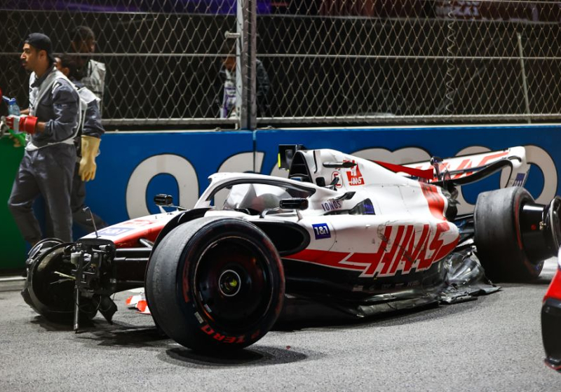 Steiner over terugtrekken Schumacher: "Anders hebben we niet genoeg reserveonderdelen"