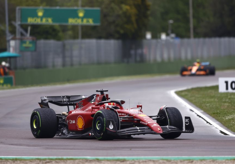 Charles Leclerc, el más rápido de la primera práctica; Checo Pérez, cuarto