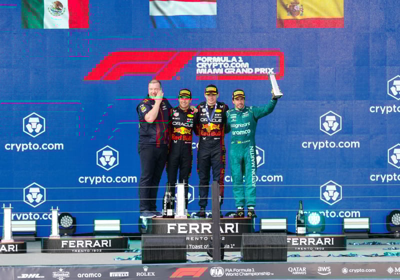 El pronóstico que MOLESTARÁ a Checo y Alonso