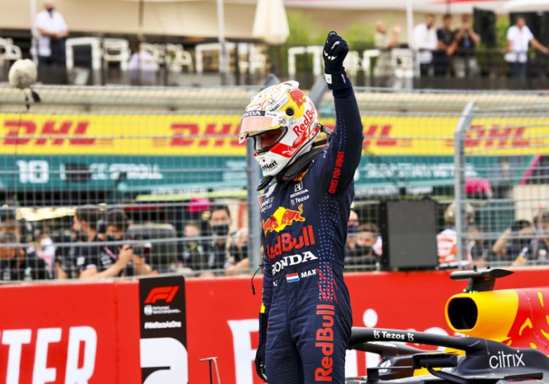 Jos Verstappen dolbij met overwinning Max: "Voor mij was het te spannend"