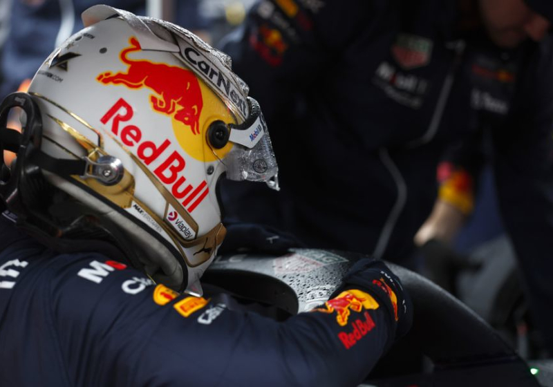 Red Bull zag 'ongezonde' relatie familie Verstappen en Sainz: "Ging er heftig aan toe"