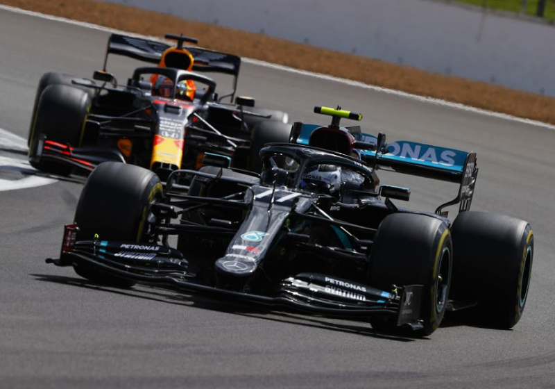 Grand Prix van Groot-Brittannië: Verstappen tweede plaats na krankzinnige slotfase