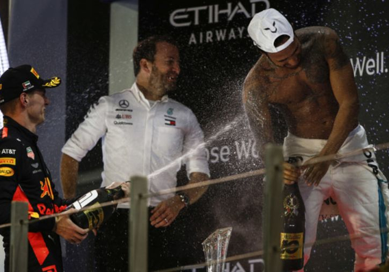 "Er is maar één iemand die Lewis Hamilton kan verslaan, en dat is Max Verstappen"