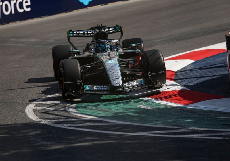 LIVE | GP Azerbeidzjan: Russell start om 13:00 vanaf pole met Verstappen op P8 en Antonelli op P16