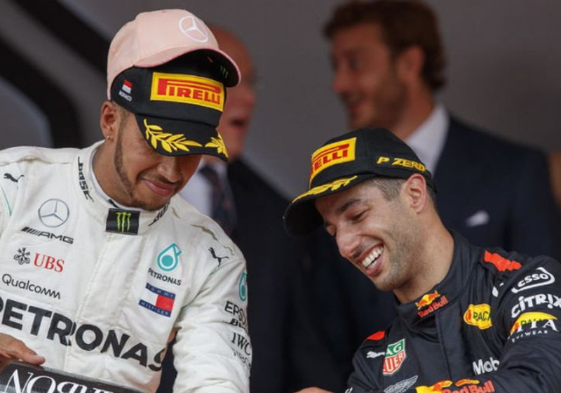 Hamilton delay affecting 2019 driver market - Horner