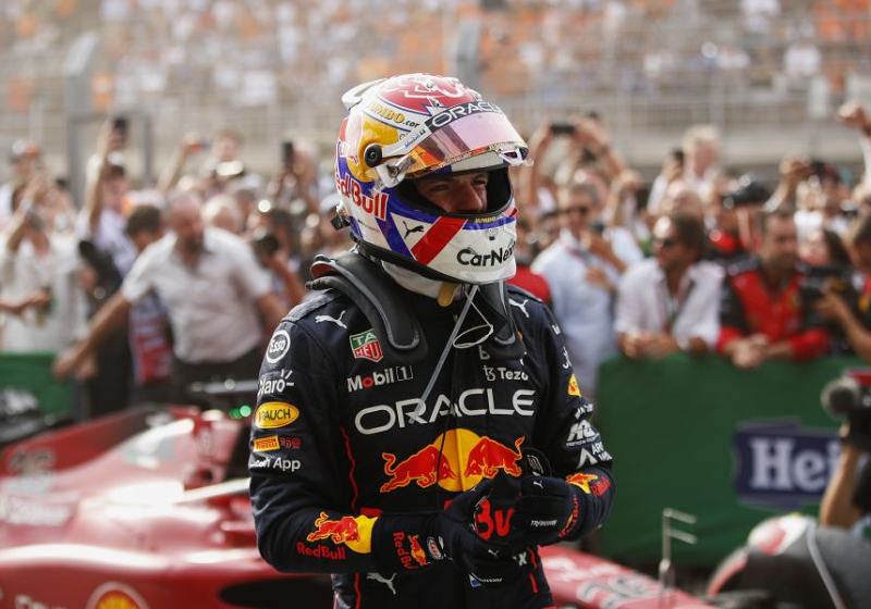 Verstappen tevreden met afgeslankte RB18: "Daardoor was er meer onderstuur"