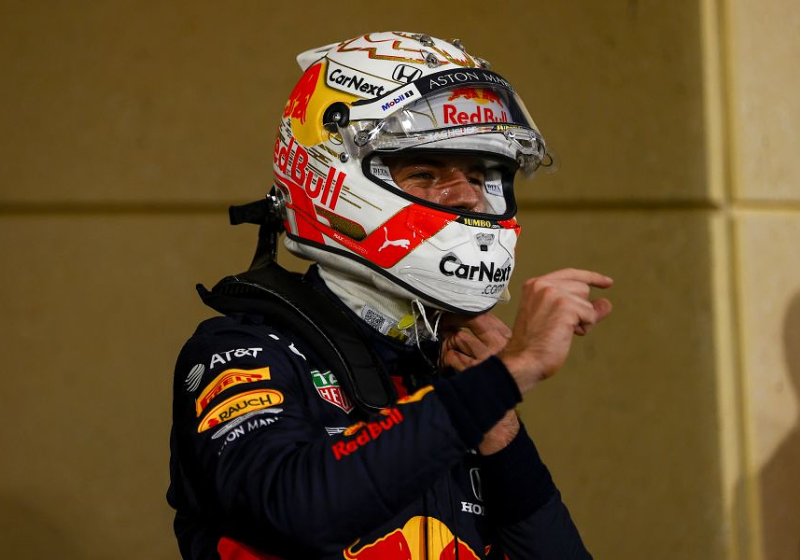 Voormalig Formule 1-coureur wordt verrast met Red Bull-chocola