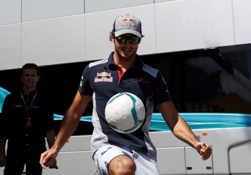 Sainz: 'Mensen kijken er negatief tegenaan als je te lang voor Toro Rosso rijdt'