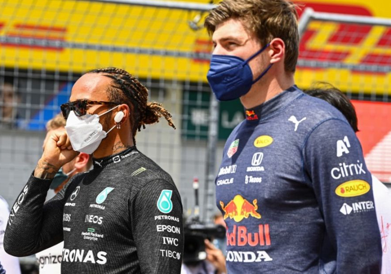 Hamilton gaat niet mee in discussie: 'Ik kan gewoon biertje drinken met Verstappen'