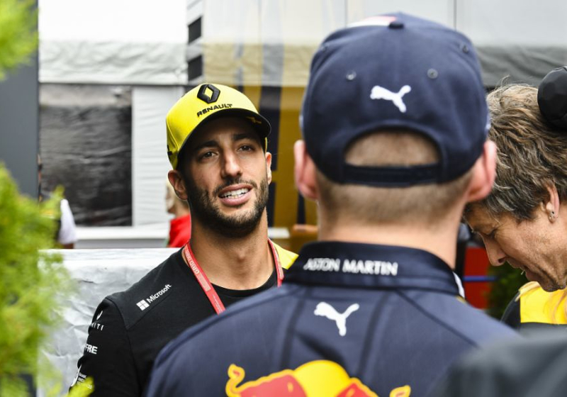 Christian Horner: 'Verstappen ontpopt zich verder buiten schaduw van Ricciardo'