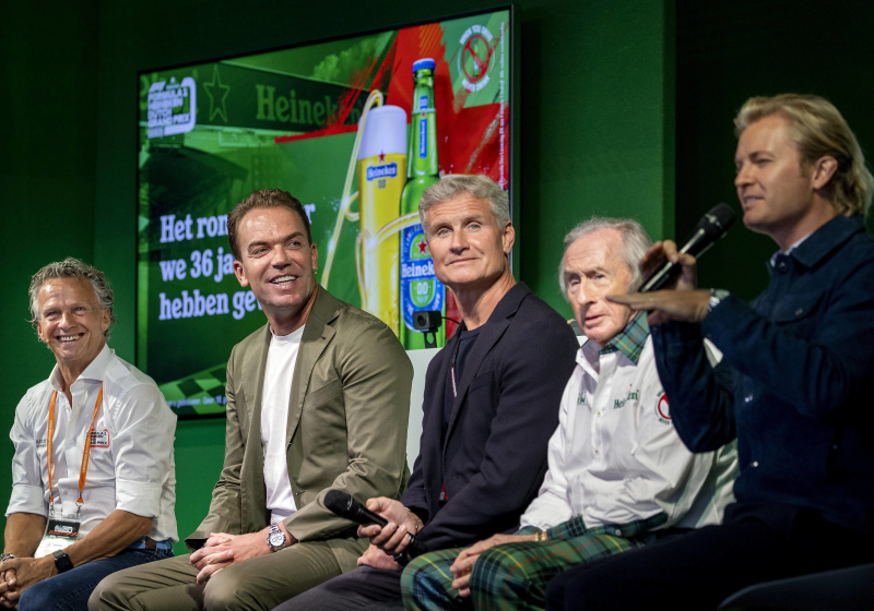 Doornbos heeft geen vertrouwen in Red Bull Ford vanaf 2026: "Moet bij een fabrikant zitten"