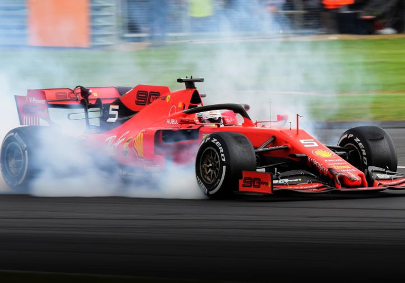 Ferrari bereikt nieuw dieptepunt: "Misschien maar beter zo zonder fans"