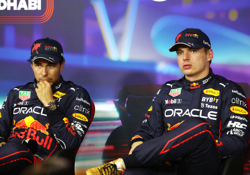 ¡Red Bull pone en RIESGO a Checo y Max!