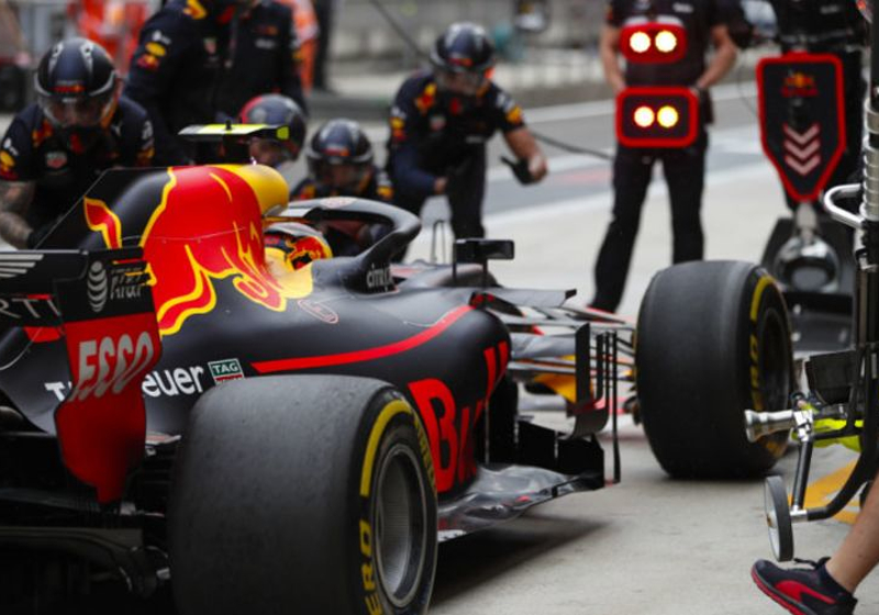 IN BEELD: Teams bereiden zich voor op Grand Prix van China