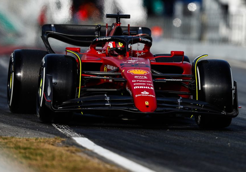 Ferrari "still the outsider and not the favourite" - Binotto