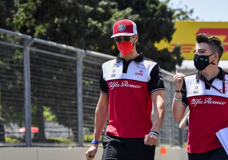Vader van Giovinazzi: 'Wolff belde om een contract aan te bieden bij Mercedes'