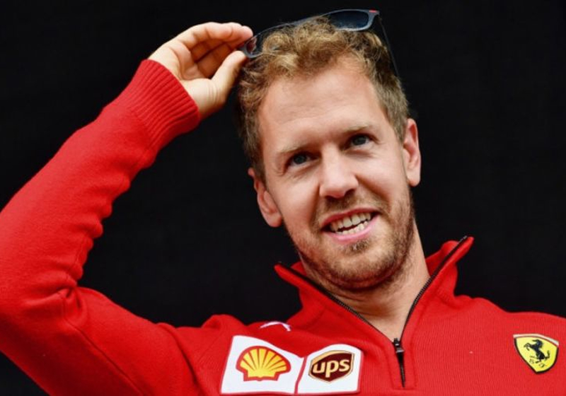 Vettel feliciteert Hamilton: "Ik weet niet waarom het zo lang moest duren"