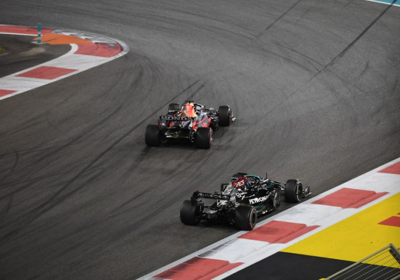 Chandhok stipt Masi-fout aan: "Daardoor leek Max enorm voorgetrokken"