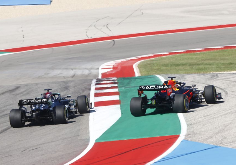 Hill vergelijkt gevecht tussen Hamilton en Verstappen met Mansell en Piquet