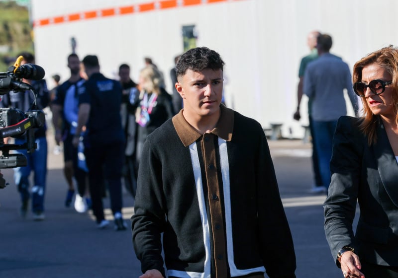 Red Bull F1 star PUSHES fan in extraordinary paddock altercation at Mexican Grand Prix