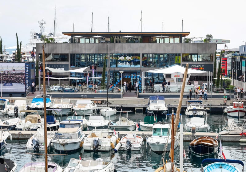 FIA past avondklok aan tijdens Grand Prix-weekend in Monaco