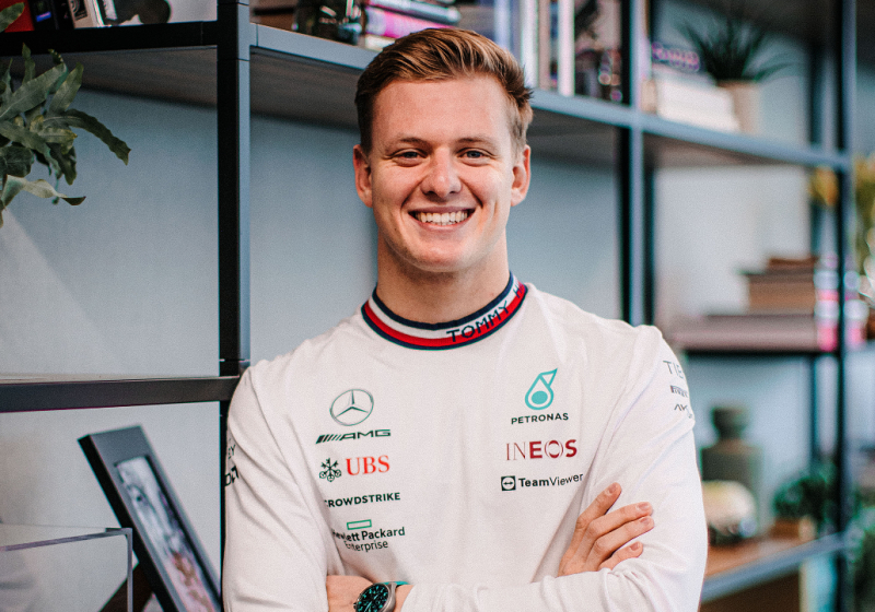 Schumacher MATCHES Hamilton and Russell in Mercedes test