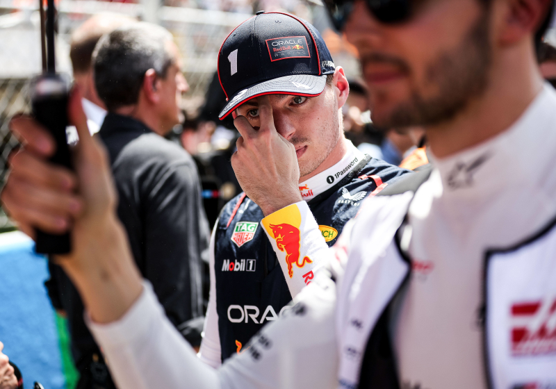 Slecht nieuws voor Verstappen na drama in Spanje: 'Vlag halfstok, want het is gebeurd...'