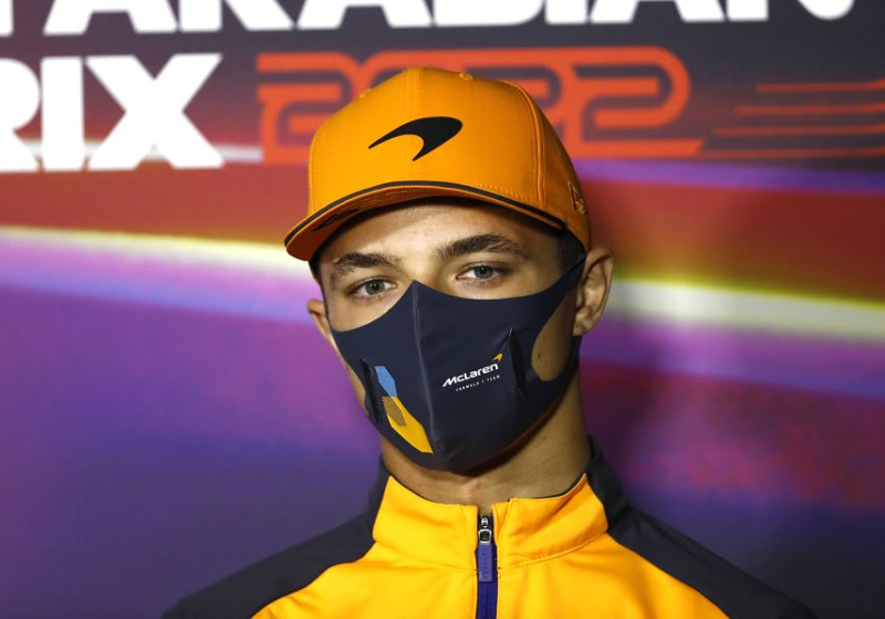 Button bezorgd over contract Norris: "Je weet niet waar het team over drie jaar staat"