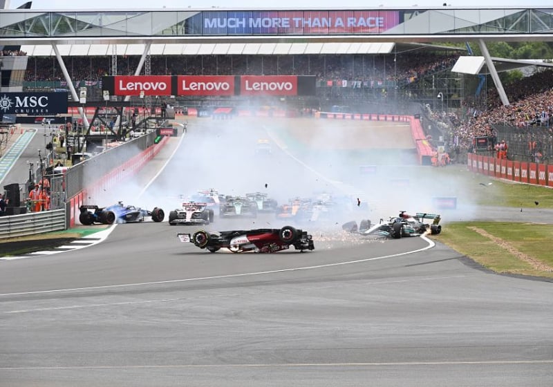 ¿Qué sistemas protegen a un piloto de F1 en el monoplaza?