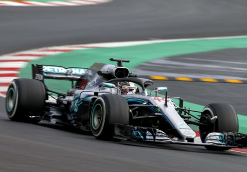 Hamilton: 'Niet meer de snelsten, dus titel zou nog specialer zijn'