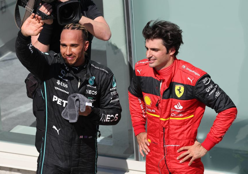 Hamilton BRUTALLY trolls Sainz in ‘worst ever’ jibe from Mercedes star