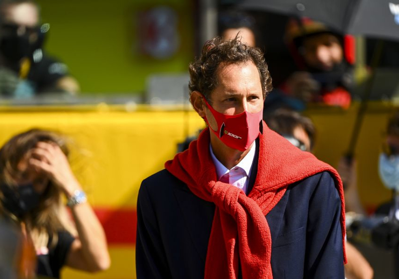 Ferrari-president heeft pijnlijke boodschap voor tifosi: '2021 wordt weer een moeilijk jaar'