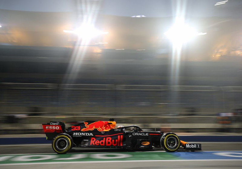 Villeneuve over Verstappen: 'Heeft eindelijk een goede auto en de juiste teamgenoot'