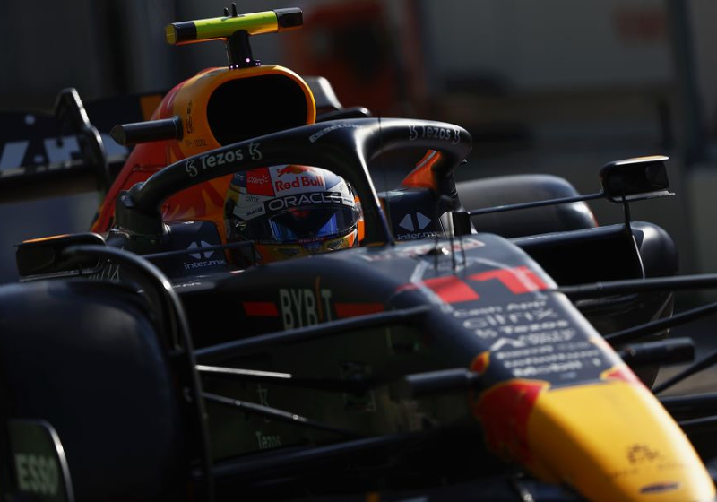 Checo Pérez: Tengo una muy buena relación con Helmut Marko