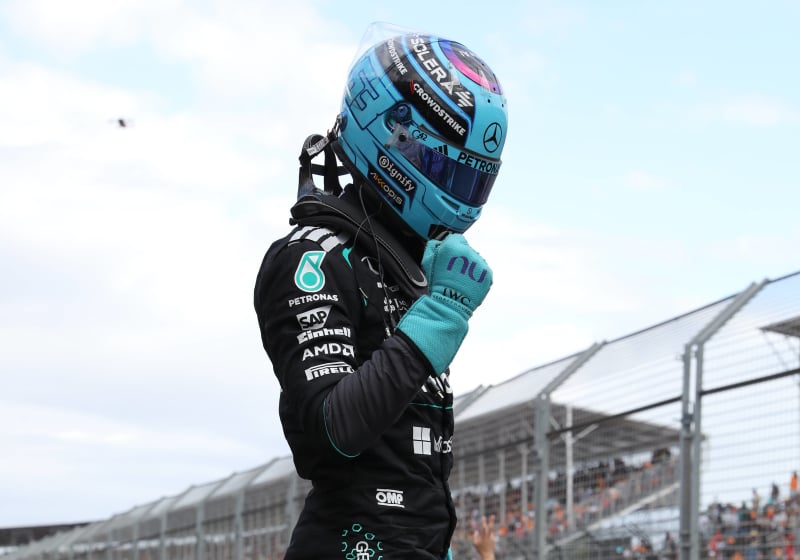 Russell wint en rekent af met Ferrari in Melbourne, Verstappen knap naar P6