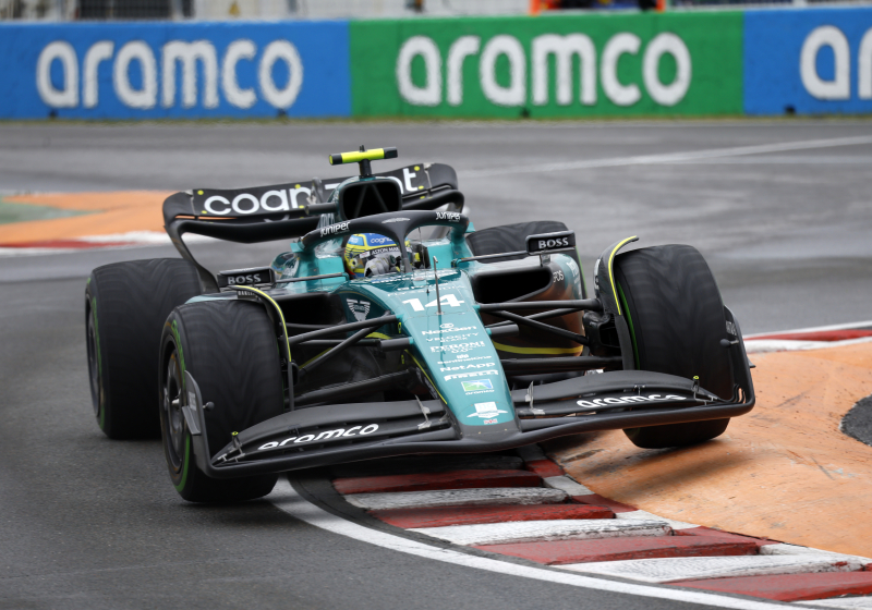 Fernando Alonso: Aston Martin admite que hay pistas donde es imposible actualizar el coche